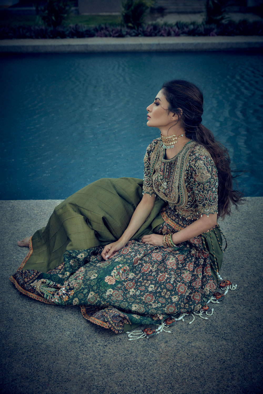 Mouni Roy - Image 3