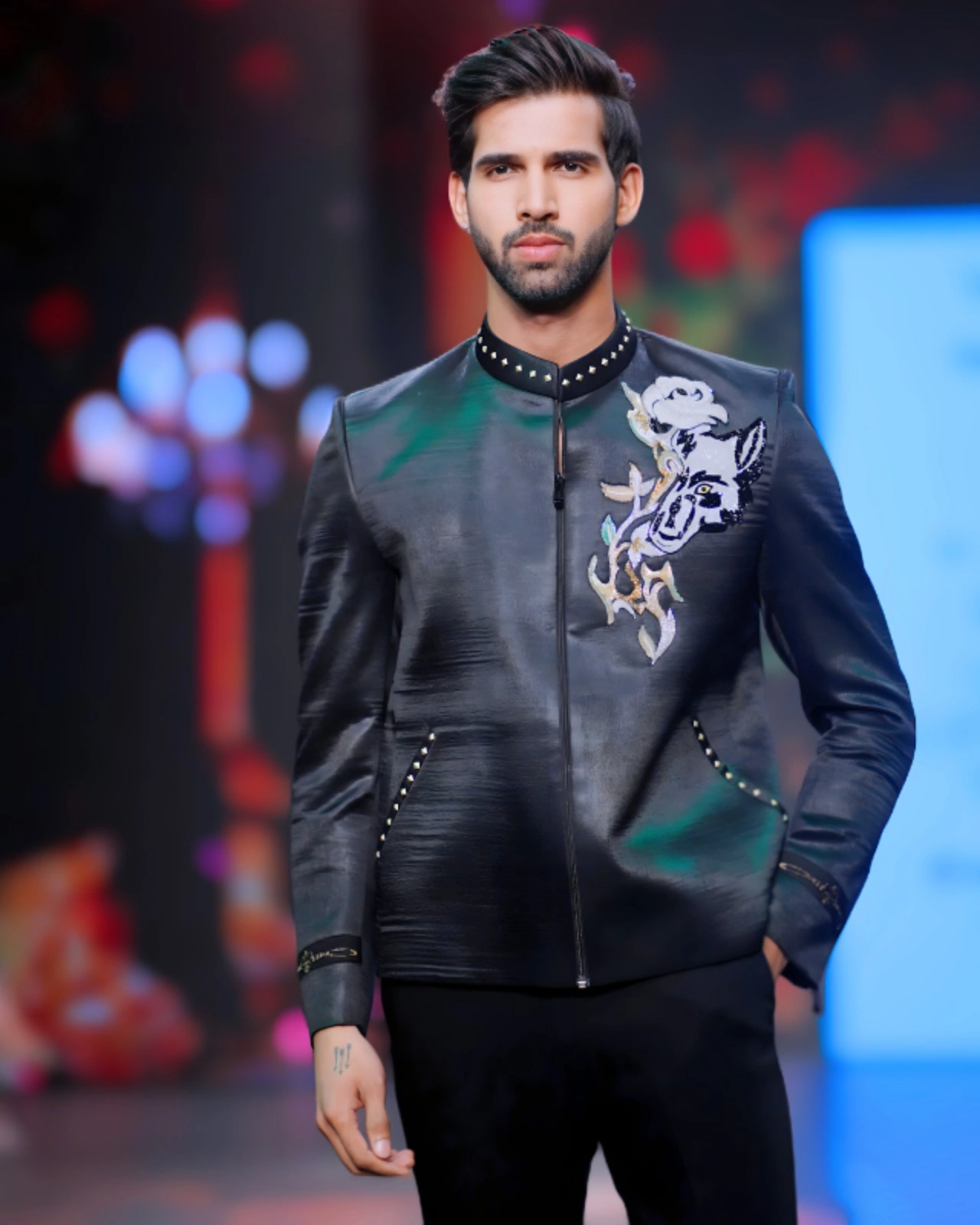 ITRH's wolf blazer set